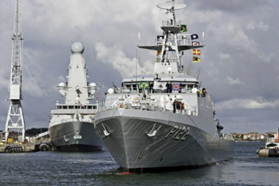078 NEW BRAZILIAN NAVY SHIP BEGINS OCEAN CROSSING 3