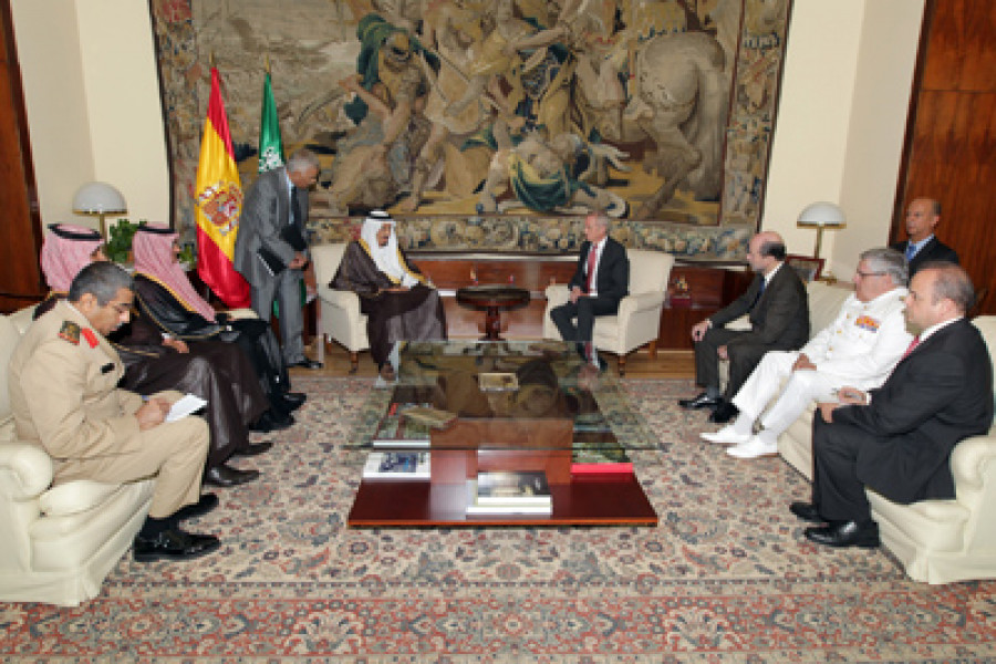 Visita minsdef Arabia