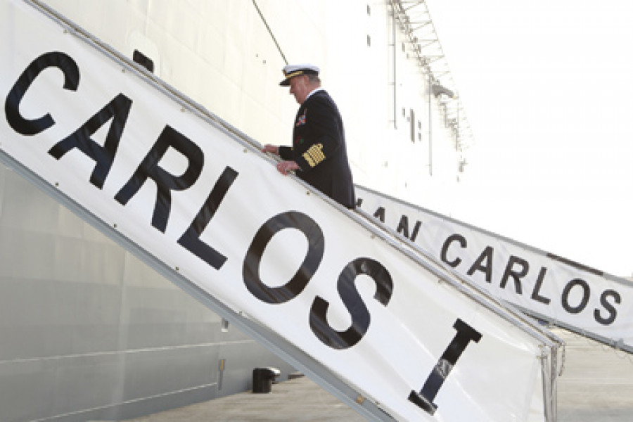 SMRey entrega LHD Armada1