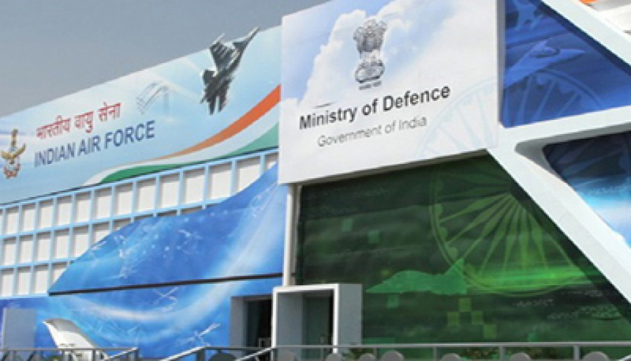 130205india feria empresas aero india01