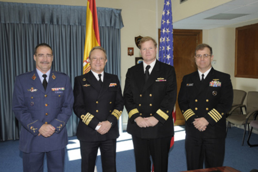 Firma acuerdos Aegis 1