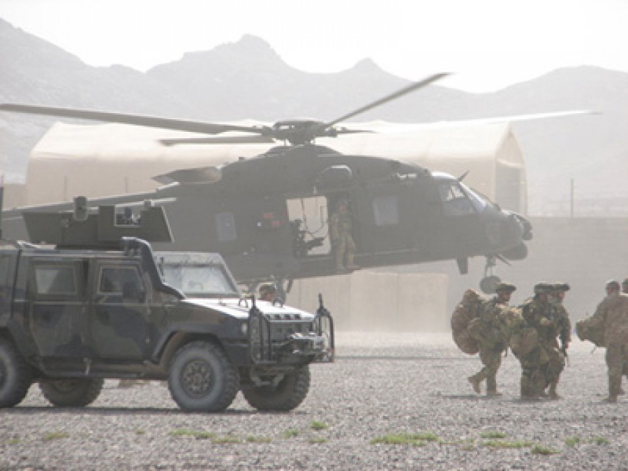 121105italia nh90 afganistan nh industries