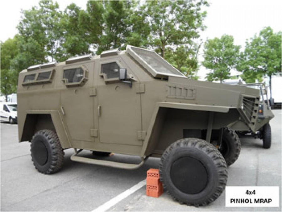 Pinhol 4x4 MRAP
