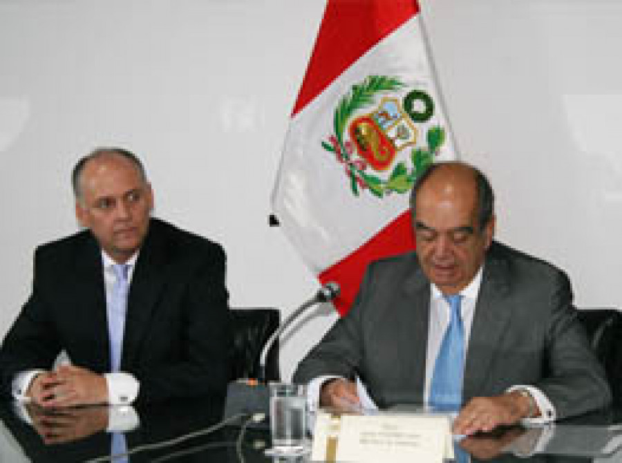 MinistroDefensaPeru