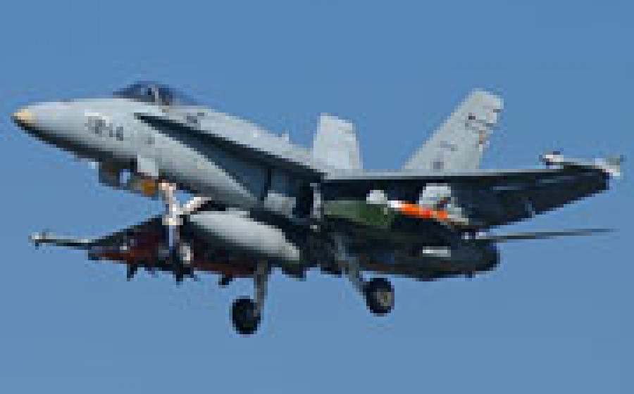 F 18Port
