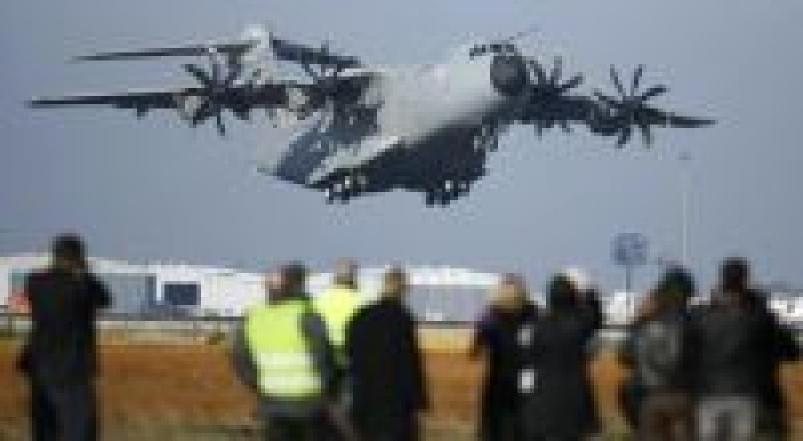 A400Mdespegando200