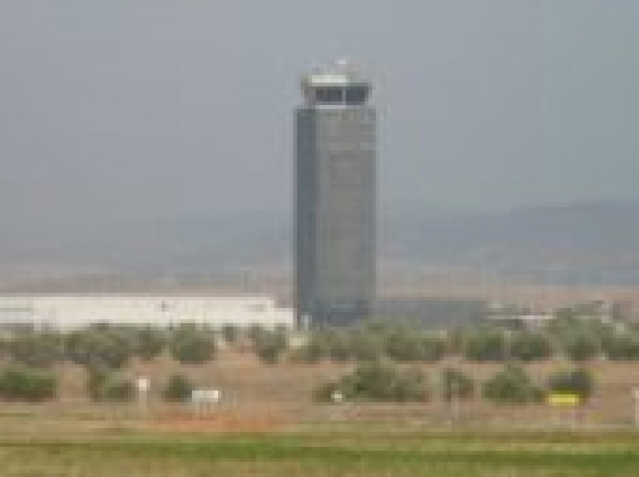 AeropuertoCiudadReal.Torredecontrol