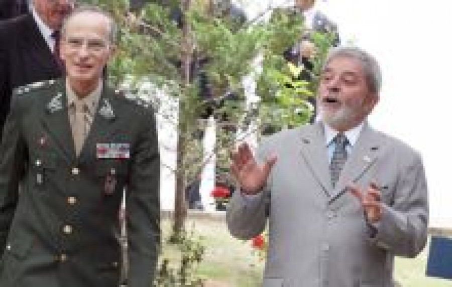 LulaconMilitar