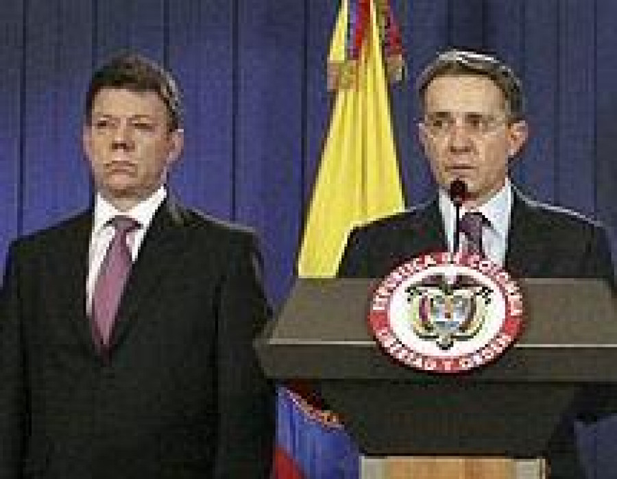 Uribedestitutcionmilitares