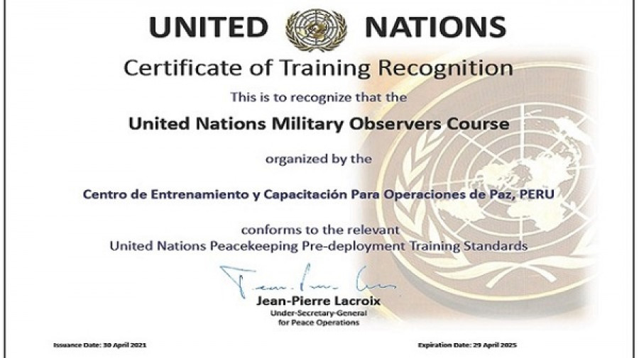 Certificado de Reconocimiento de Entrenamiento para los cursos que imparte el Cecopaz Perú. Foto: Ministerio de Defensa