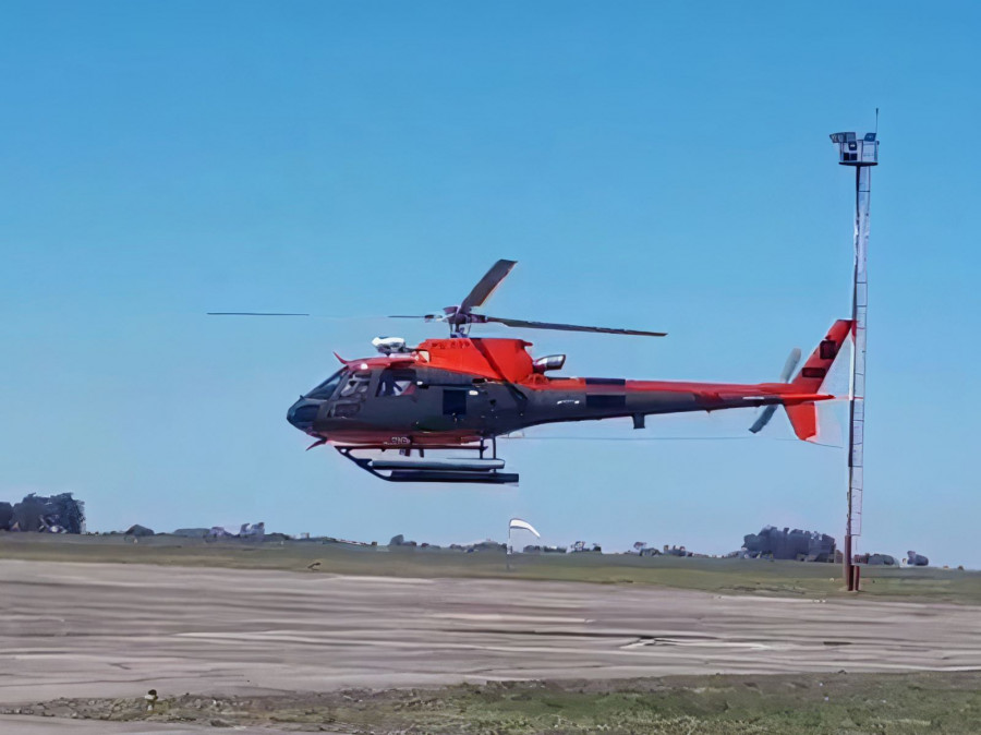 El helicóptero H125 despegando desde el aeropuerto de Reconquista en Argentina. Imagen: Controladores Reconquista