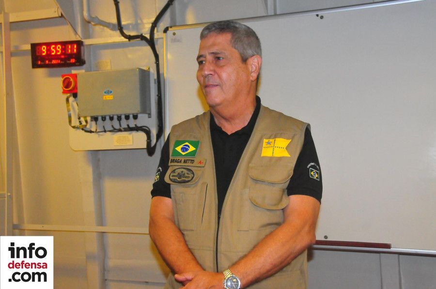 Ministro da Defesa do Brasil, general Walter Braga Netto. Imagens: Roberto Caiafa