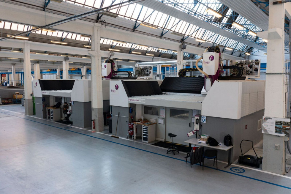 Nueva maquinaria de fabricación de Nexter en Roanne