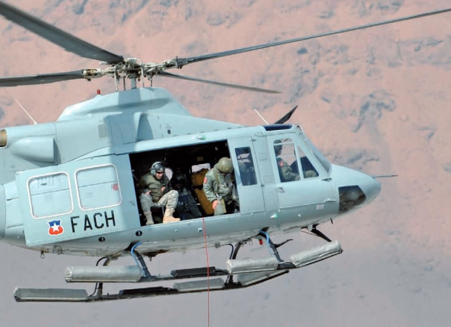 Bell 412EP de la Fuerza Aérea de Chile. Foto: FACh.