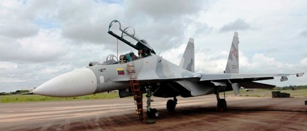 Caza Su-30MK2, igual al avión siniestrado, estacionado en la base aeroespacial Capitán Ríos´. Foto: Prensa Presidencial.
