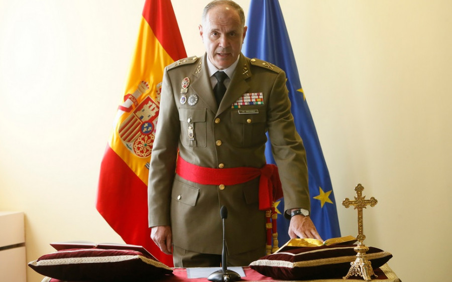El general De Gregorio en su toma de posesión como director de Enseñanza. Foto: Ministerio de Defensa
