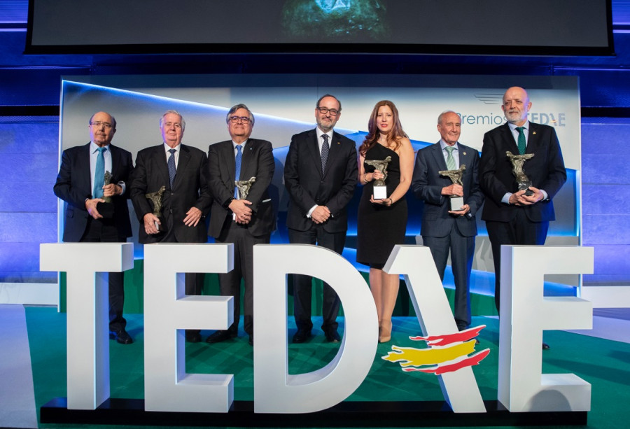 Galardonados en la primera edición de los Premios Tedae. Foto: Tedae