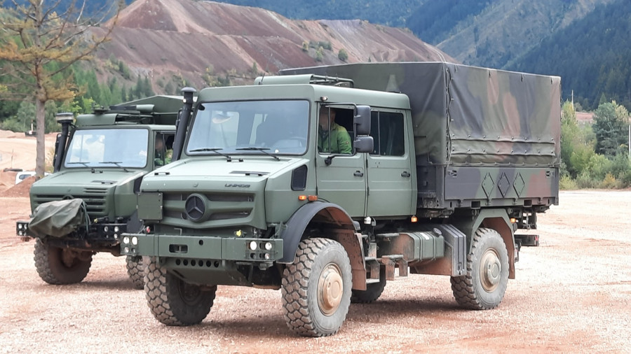 Unimog 5023 de doble cabina