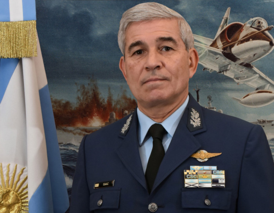 Brigadier xavier isaac nueva