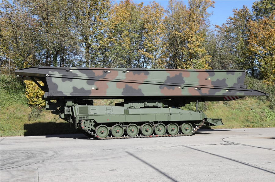 Leguan lanzapuentes leopard 2 (kmw)