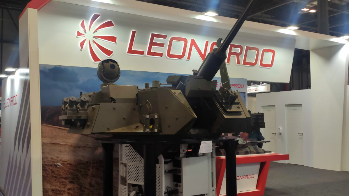 Leonardo torre vcr8x8 feindef