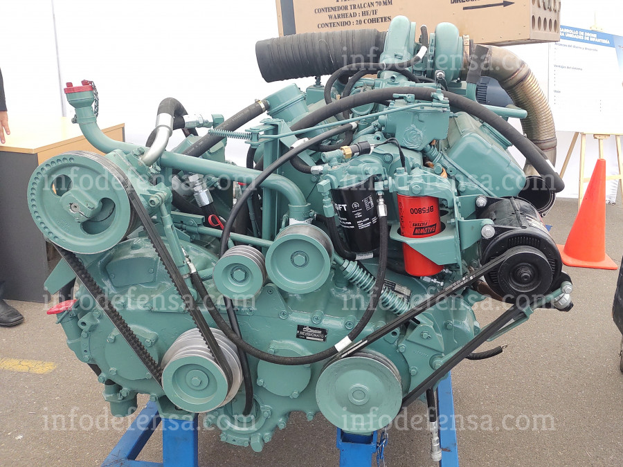 Motor Detroit Diesel 6V53 Famae FOTO NICOLAS GARCIA