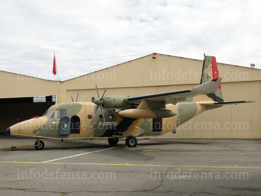 Airbus Defence & Space CN235 100 foto Nicolás García