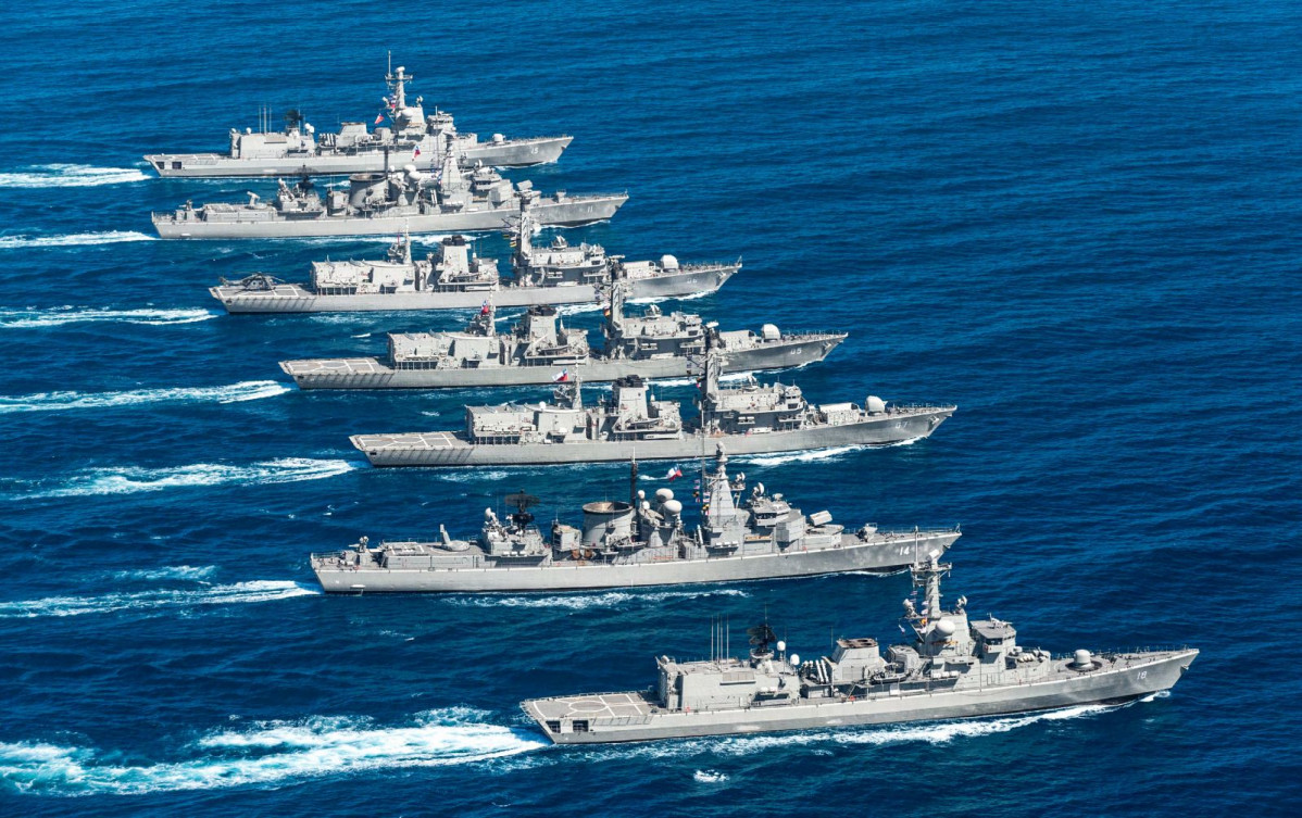 Escuadra Nacional en navegaciu00f3n foto Armada de Chile