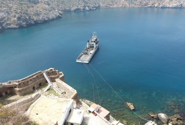 Mar Caribe prestando apoyo al peu00f1u00f3n de Vu00e9lez de la Gomera (1)