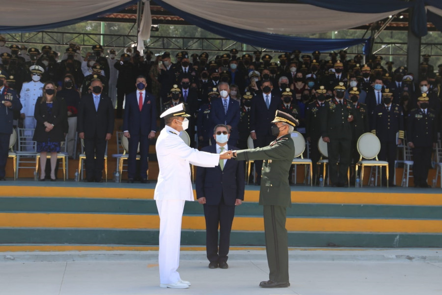 Contralmirante José Fortín recibió el mando al frente del Estado Mayor de Honduras