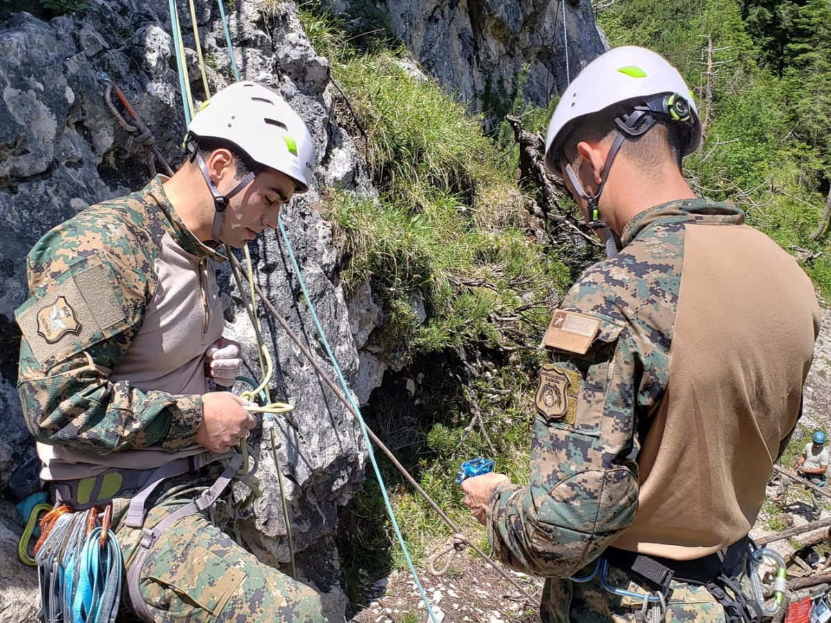 Alumnos Cursos Escuela de Montau00f1a foto Eju00e9rcito de Chile