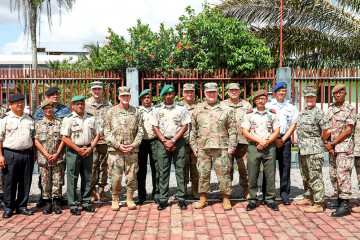Surinam Defensa GN Dakota Sur Comando Sur