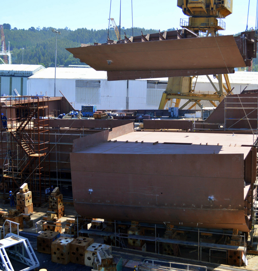 Construcción del OPV 83 Marinero Fuentealba en Asmar Talcahuano foto Armada de Chile