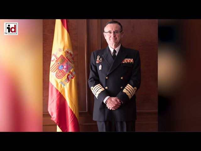 Robles nombra por sorpresa al almirante Rosique director general de Armamento y Material