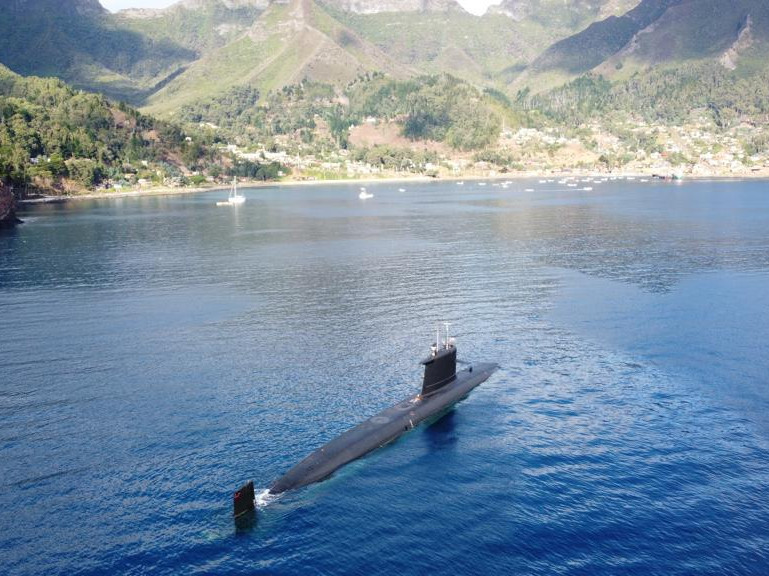Submarino clase Scorpene en Bahu00eda Cumberland isla Robinson Crusoe foto Armada de Chile