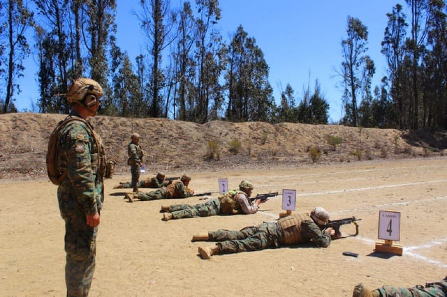 Regimiento Maipo tiro de fusil Galil ACE 22 NC foto Ejercito de Chile 004 (1)