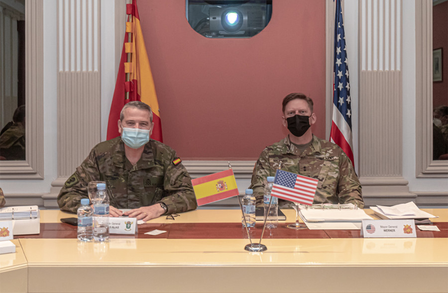 General de las hijas y el mayor general Warren