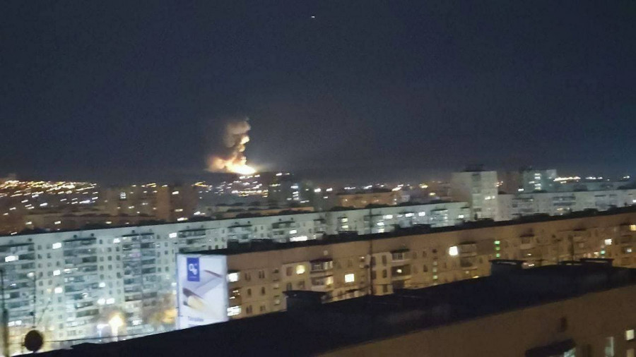 Explosiones esta noche en una ciudad ucraniana. Foto Tiozão do 22   16  Twitter
