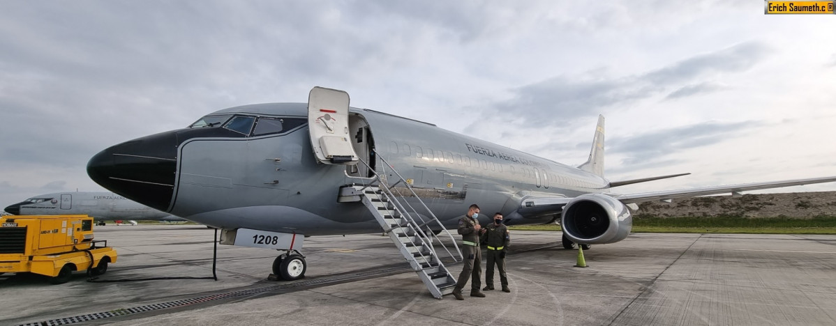 Boenig B737 400F Colombianos. Foto Infodefensa.com 