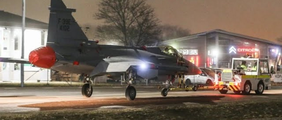 Saab envía dos nuevos cazas Gripen F-39E a Brasil