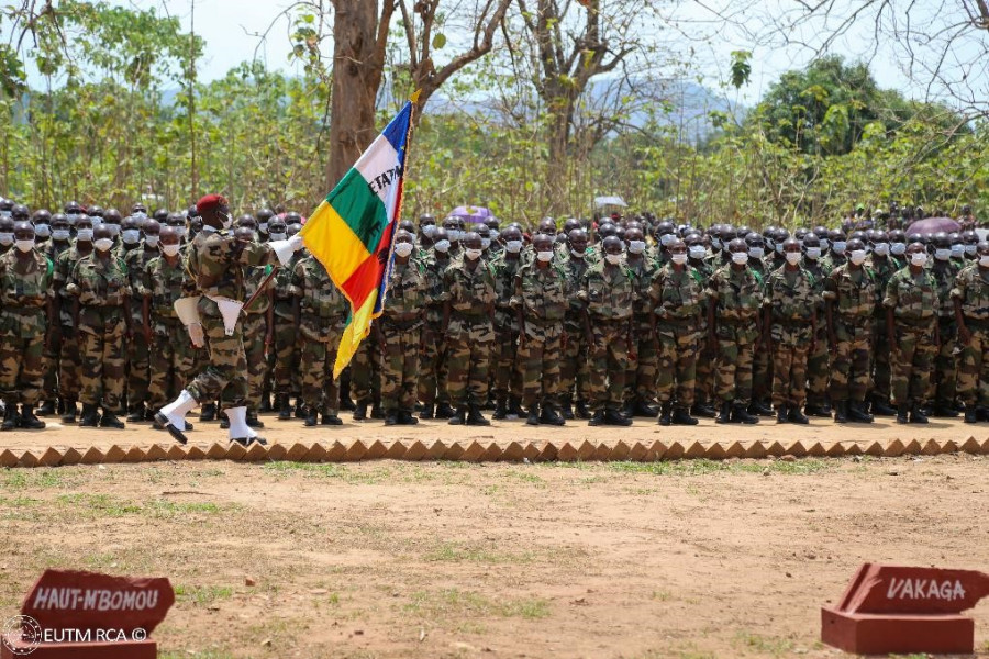 Reclutas de la mision de entrenamiento de la ue en republica centroafricana