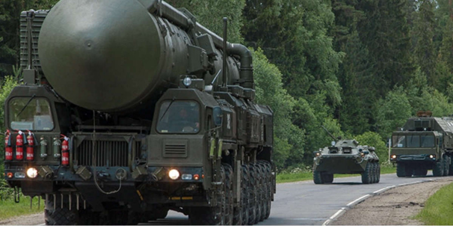 Transporte de un misil estratégico ruso en julio de 2021 foto  Ministerio de Defensa de Rusia