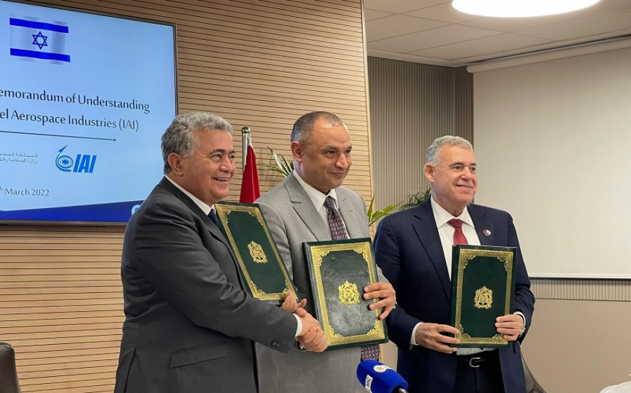 Firma de un memorando de entendimiento de Marruecos y la compañía IAI. Foto IAI
