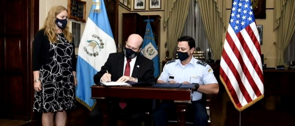 EE.UU. dona 750.000 dolares para fortalecer base naval de Guatemala cercana a frontera con México 2