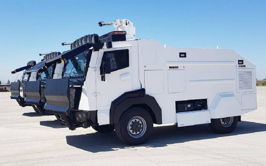 Carros lanzagua Nurol Makina Ejder Toma foto Carabineros de Chile