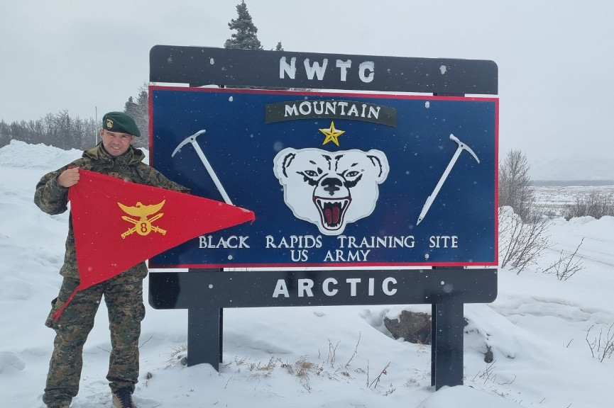 Curso de Liderazgo de Montau00f1a Bu00e1sico en Alaska foto Eju00e9rcito de Chile