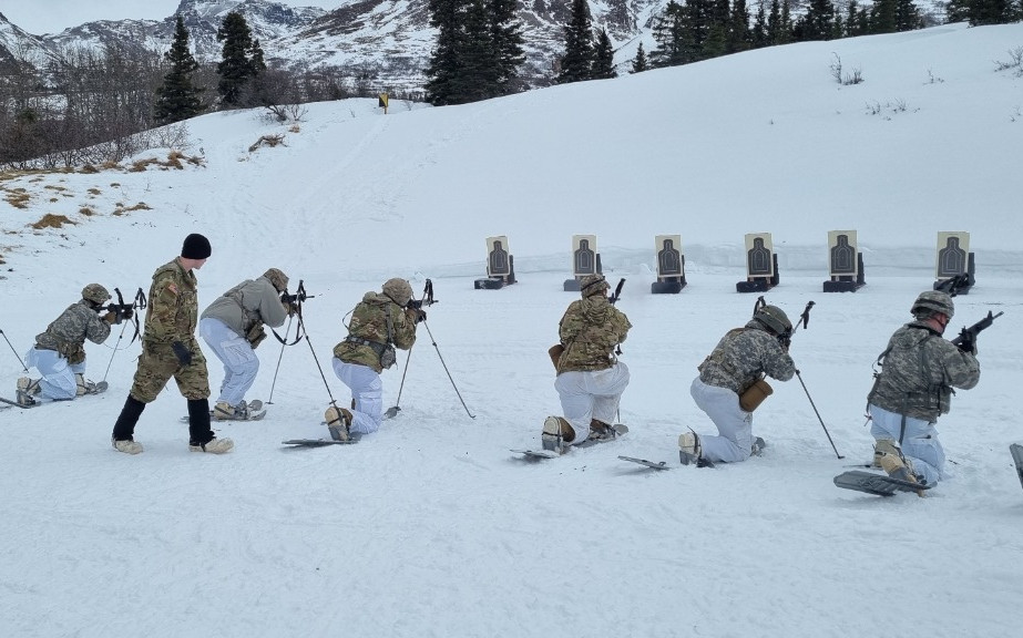 Curso de Liderazgo de Montau00f1a Bu00e1sico del Eju00e9rcito de Estados Unidos foto Eju00e9rcito de Chile