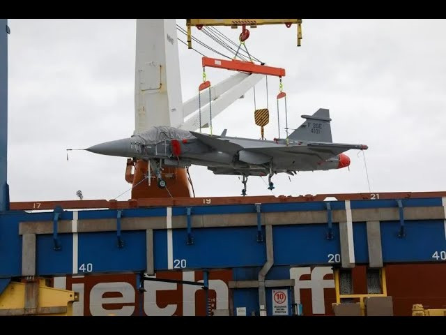 Brasil recibe dos nuevos cazas Gripen F-39E