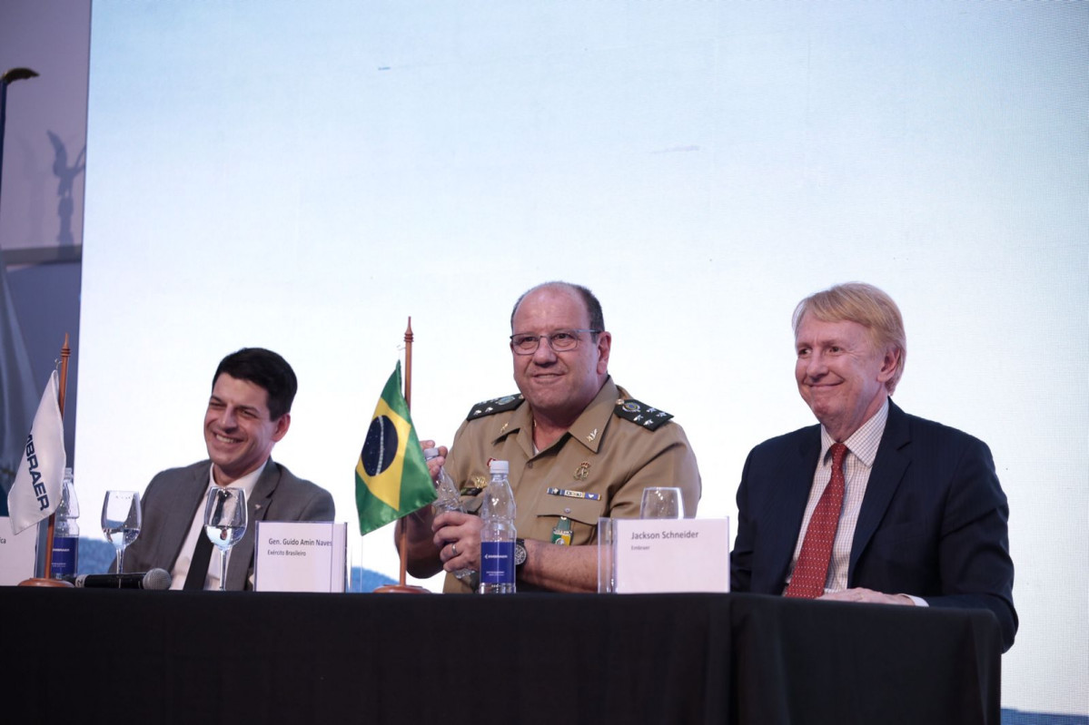 Press Conference FIDAE 1