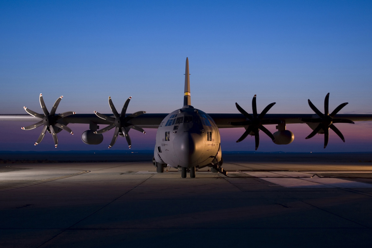 C 130H Hercules con las hu00e9lices NP2000 de Collins Aerospace